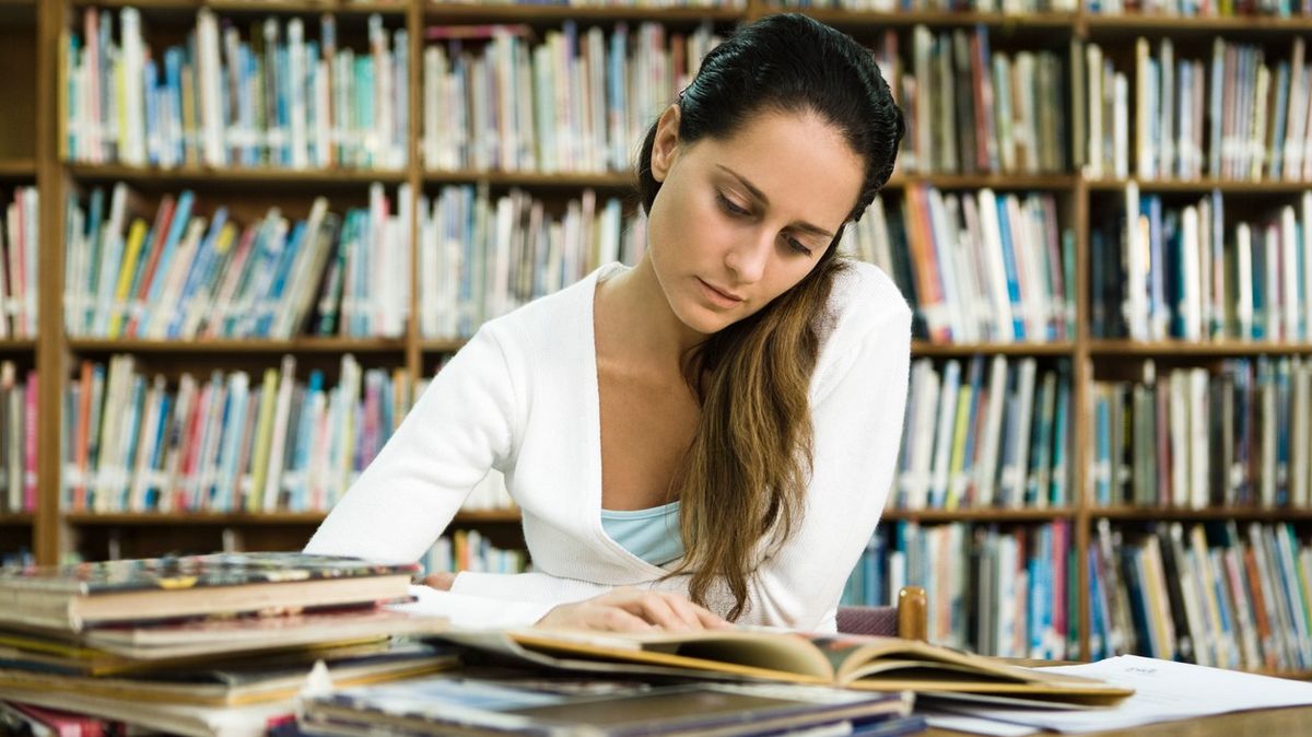 Proč se nedokážete soustředit na čtení a jak zlepšit svou koncentraci